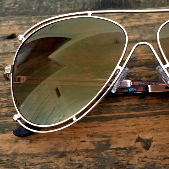 Cute Aviator Sunglasses - Picture 2 of 3